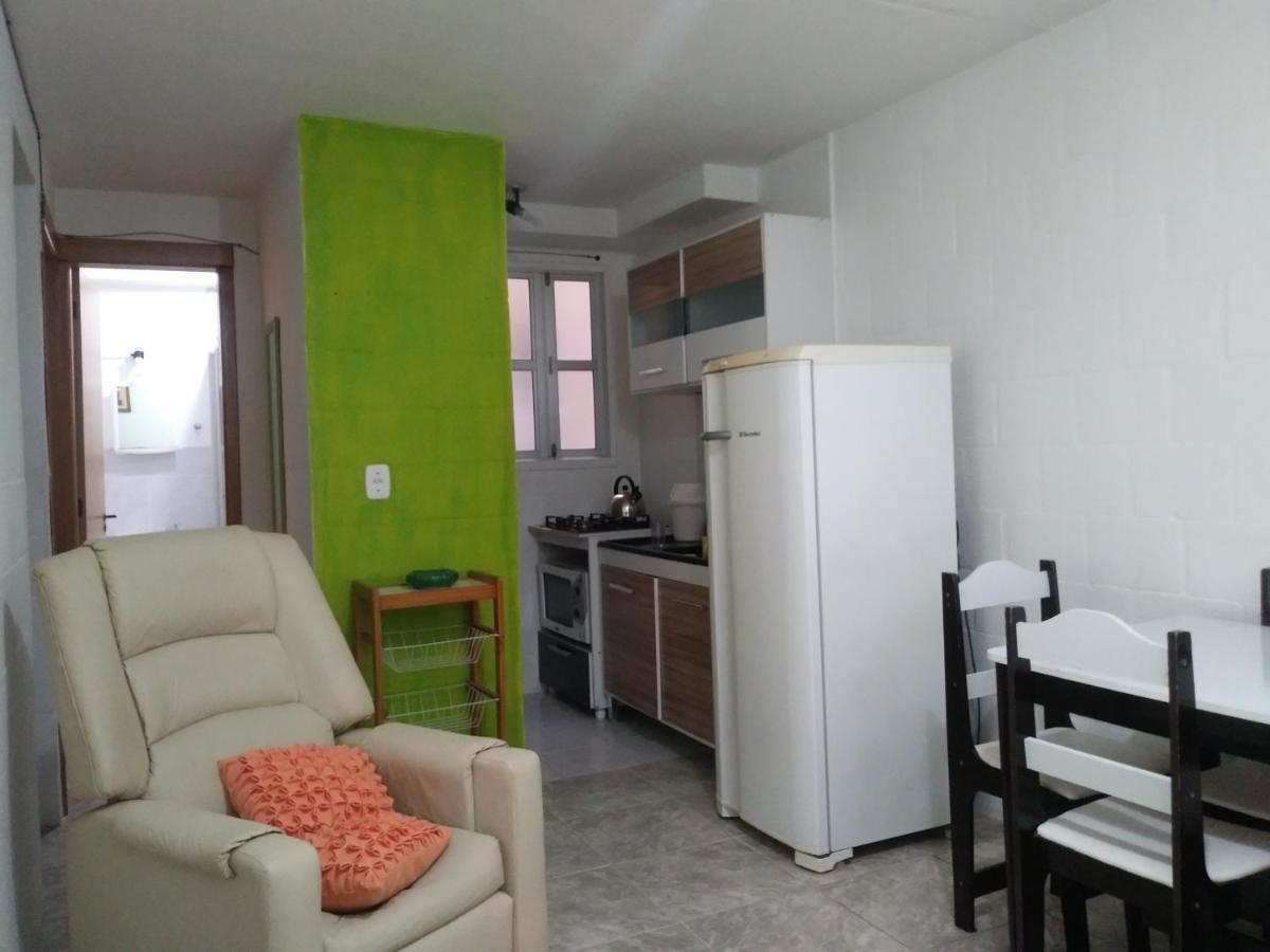 Ap mobiliado em excelente localizaçao! (5 min do centro) Pelotas Exterior foto